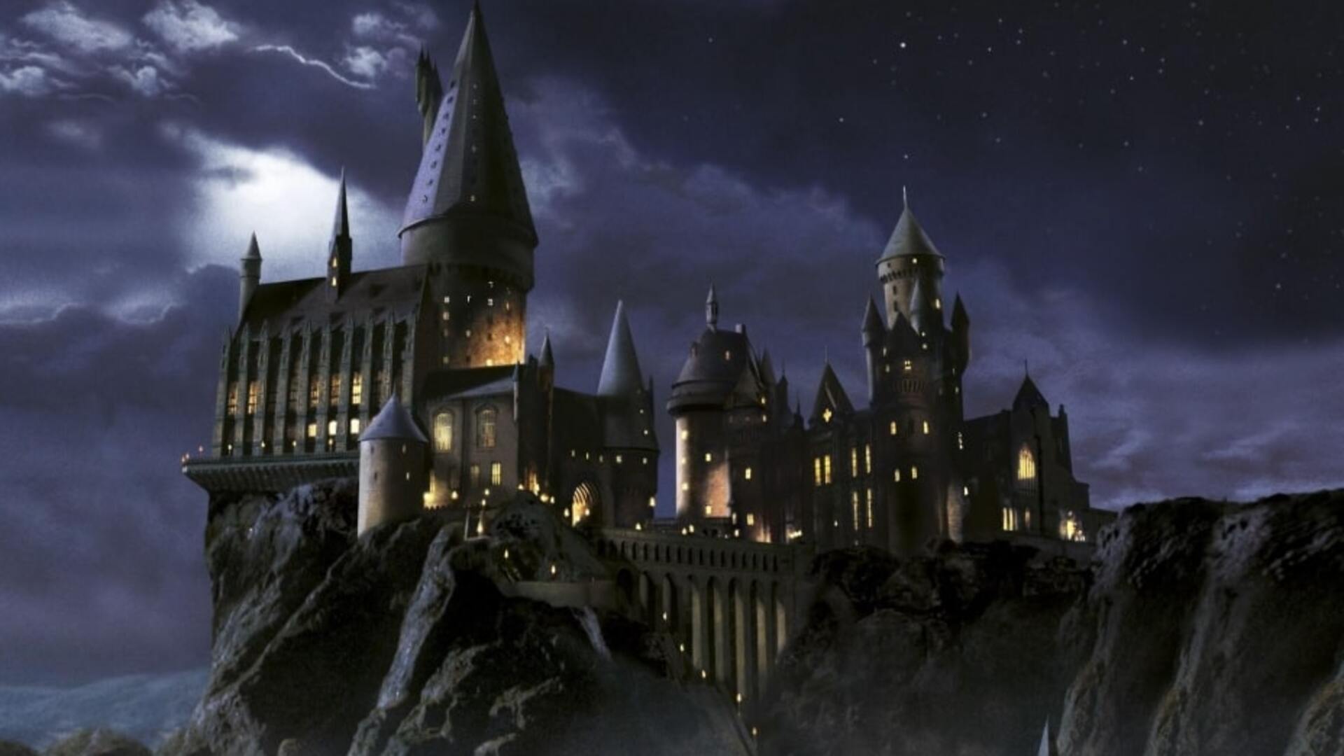 Eylül ayı Hogwarts'ta ders başlangıcı demektir: İş…