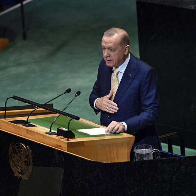 Cumhurbaşkanı Erdoğan'dan açıklamalar