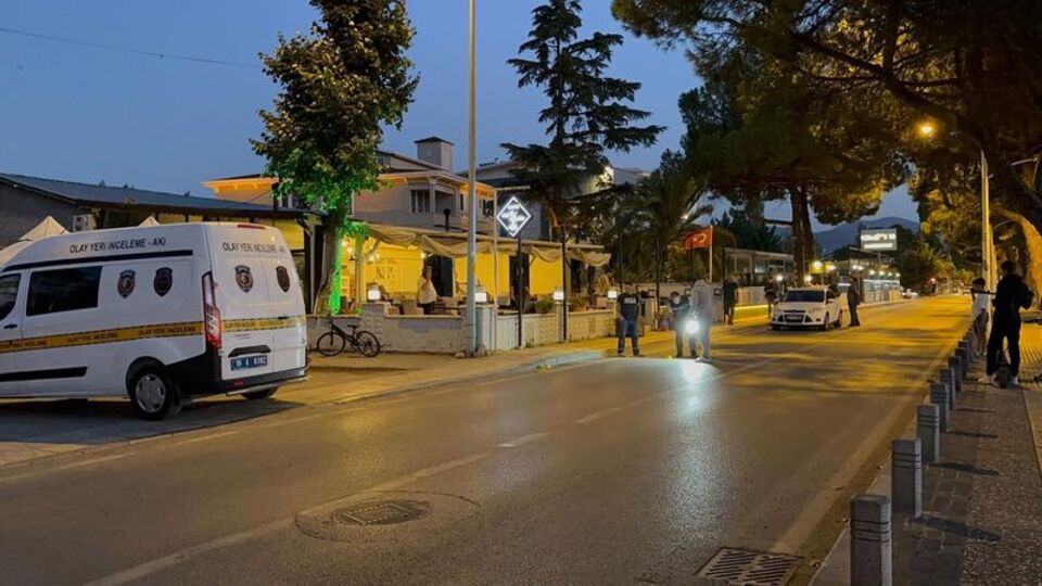 Kafeye silahlı saldırı: 1 yaralı