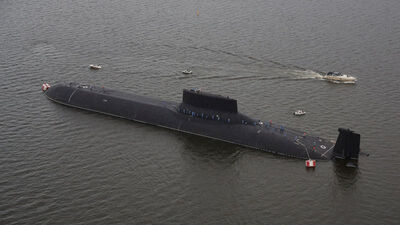 Buzların altındaki dev