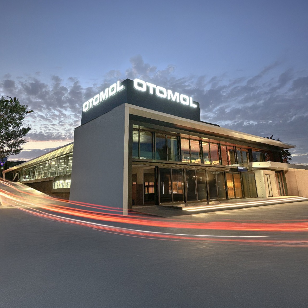 Otomol 11'inci lokasyonunu açtı