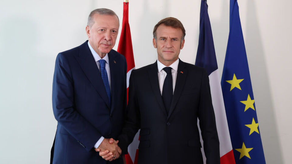 Cumhurbaşkanı Erdoğan Macron ile görüştü