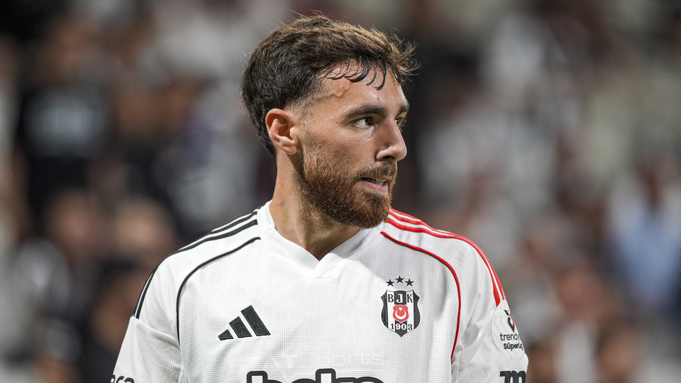 Orkun Kökçü, 11'e döndü!