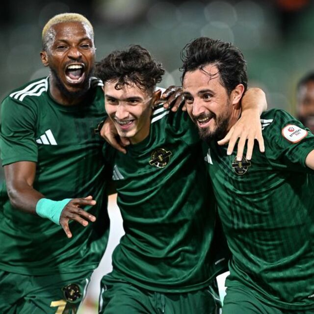 Berat Luş şov yaptı, Esenler Erokspor kazandı!