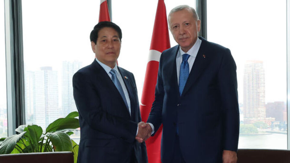 Cumhurbaşkanı Erdoğan Vietnam Başkanı'yla görüştü