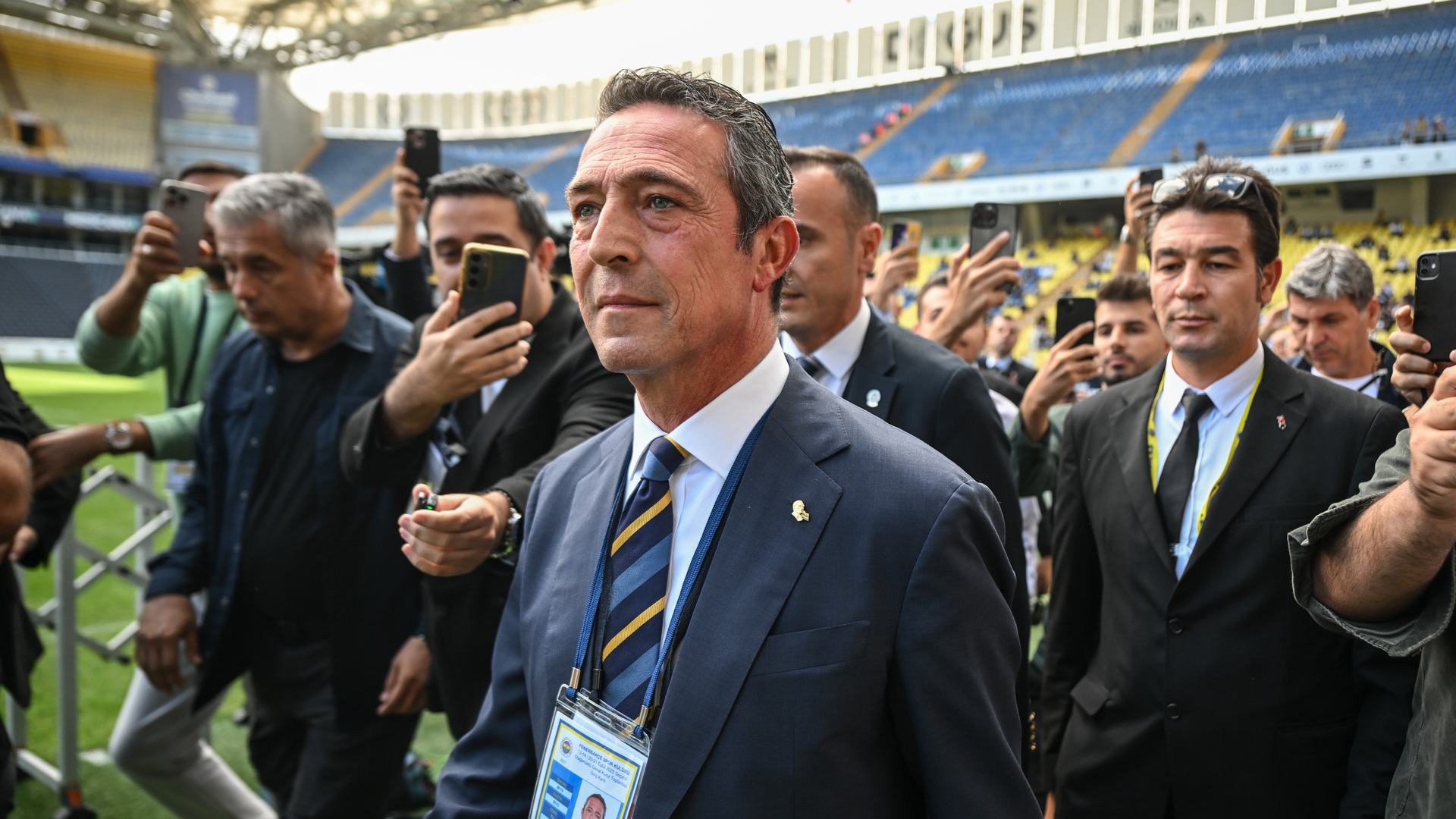 Ali Koç'tan Fenerbahçe Beko'ya Anlamlı Tebrik: 'Bu Zafer Hepimizin Gururu!'