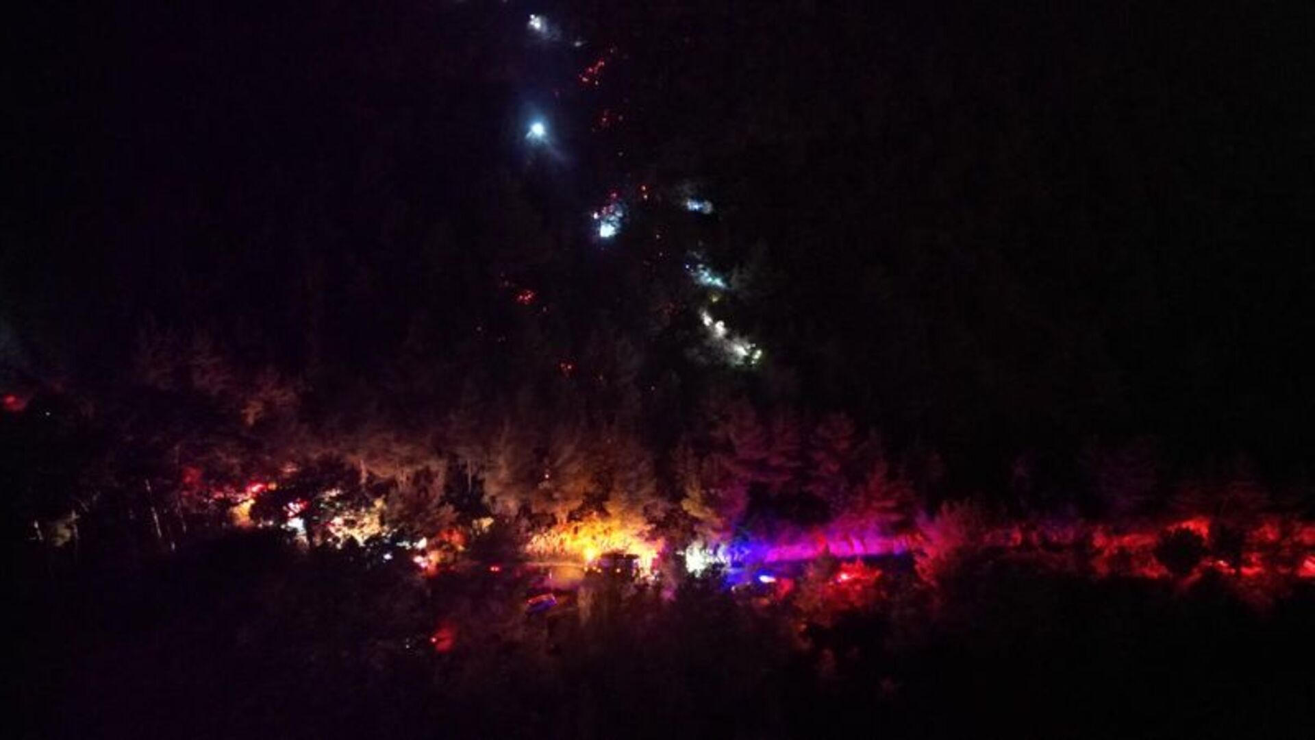 Antalya'yı Saran Alev Çemberi: Serik'teki Orman Yangını Büyüyor!