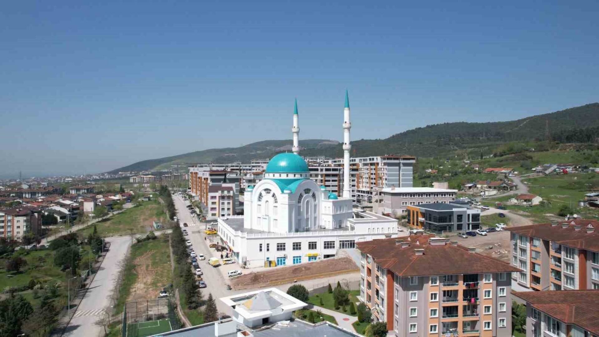 Derince Hangi Şehirde? İşte Bu Sevimli İlçenin Şaşırtıcı Hikayesi ve Keşfedilesi Yönleri!