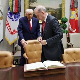 Trump’tan koltuk jesti