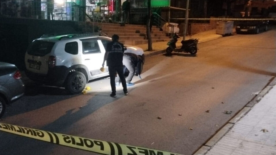 Dükkanın önünde tüfekli saldırıda öldü