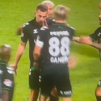 Caner Erkin'den takım arkadaşına tokat!