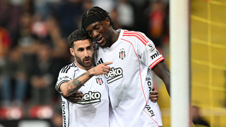 Soru işaretleri 'Rafa' kalktı!