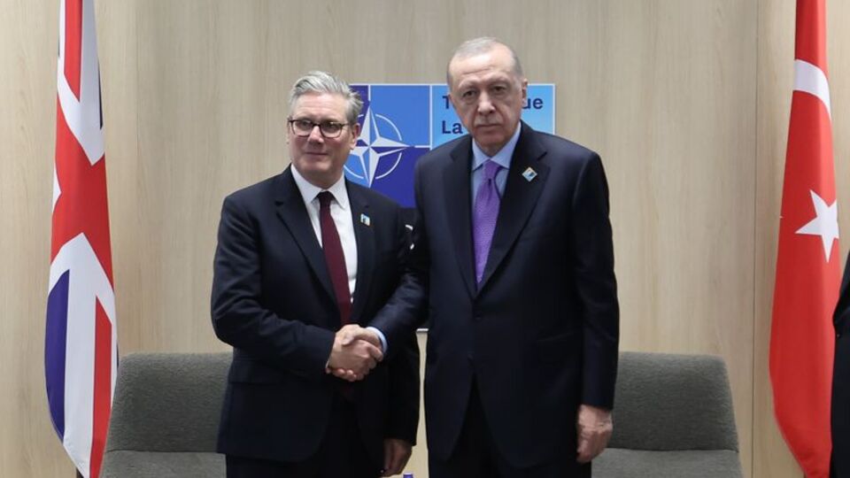 Starmer ile telefonda görüştü