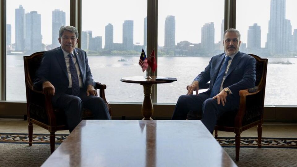 Bakan Fidan'dan diplomatik temaslar