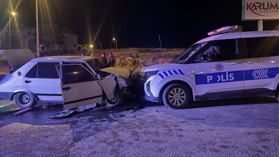 Dur ihtarına uymadı! Ekip aracına çarptı