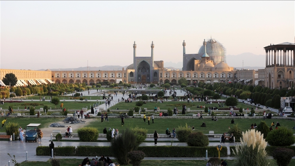 İsfahan nerede?