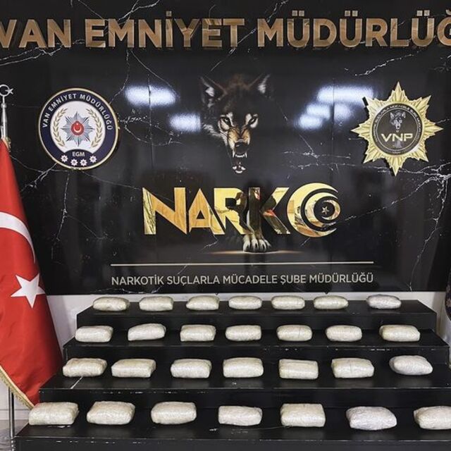 Van'da sentetik uyuşturucu ele geçirildi