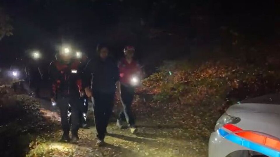 Uludağ'dan inmeye çalışırken mahsur kaldı; kurtarıldı