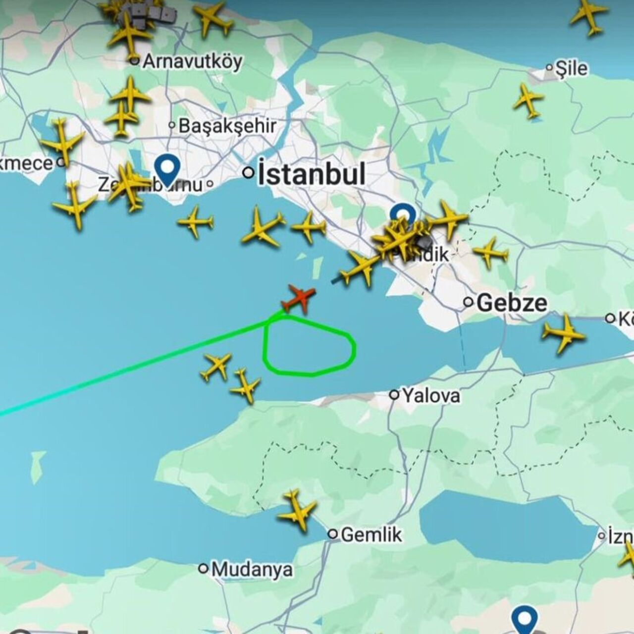 Sabiha Gökçen'de uçaklara deprem uyarısı