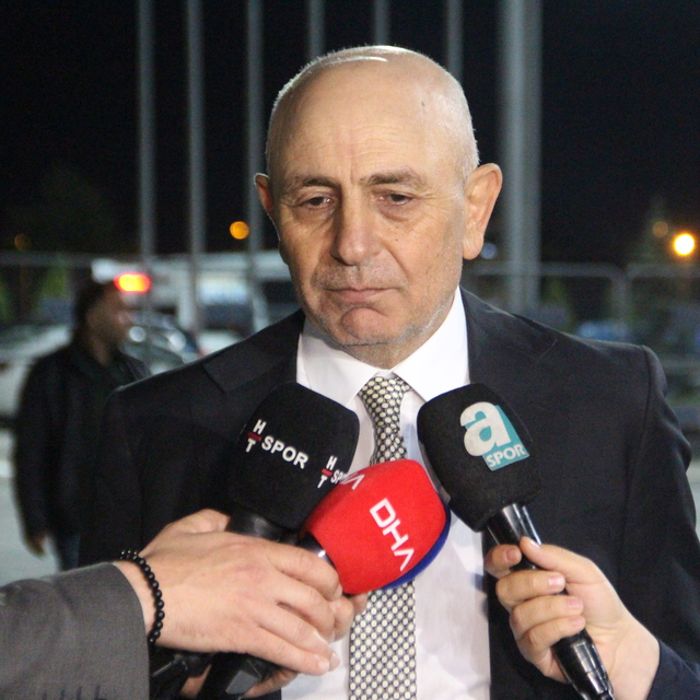 "Bu şartlar altında sağlıklı lig oynanması mümkün değil!"