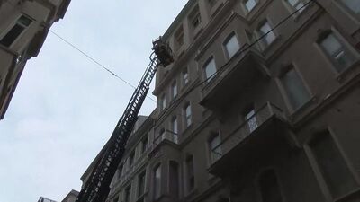 Beyoğlu'nda otelde yangın!