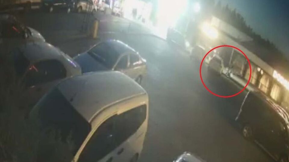 Keresteyle dövülerek öldürüldü