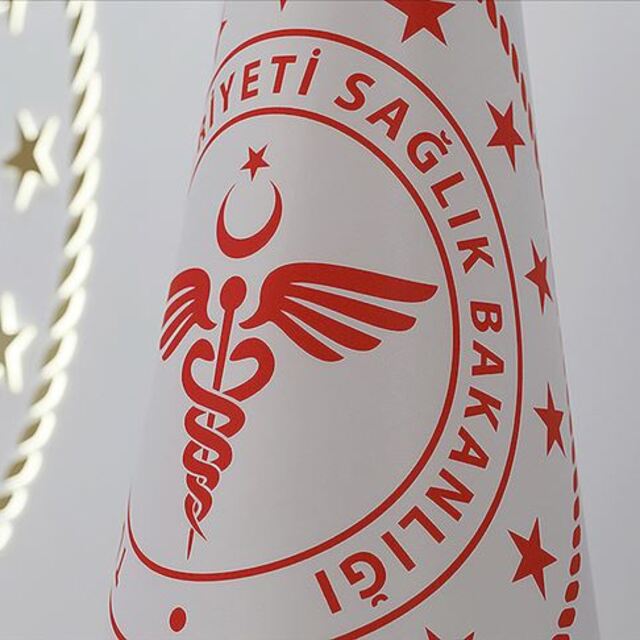 Sağlık Bakanlığı'na 18 bin personel alınacak