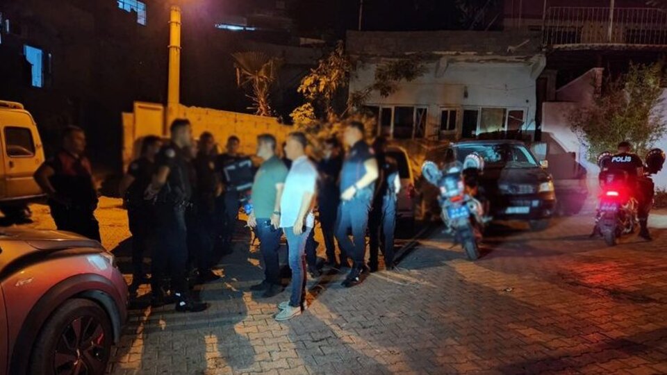 Komşu kavgası kanlı bitti: 1 ölü