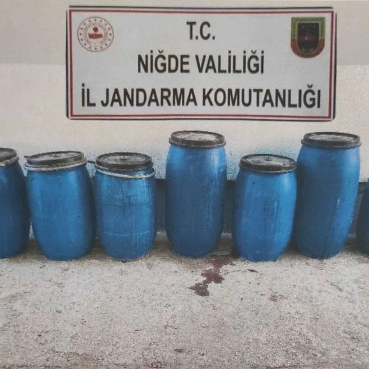 Niğde'de kaçak içki ele geçirildi
