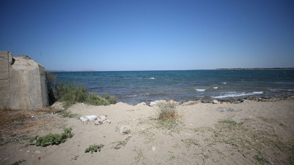 Yer: Çanakkale... Denizin içinde izi sürülüyor