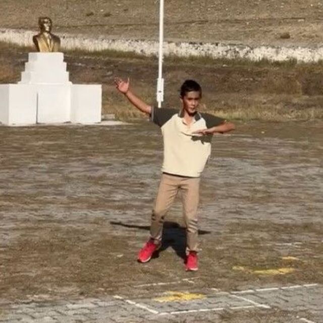 Kafkas dansı izlenme rekoru kırdı!