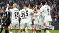 Beşiktaş 3 puanı 3 golle aldı!