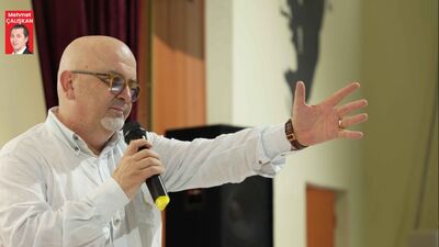 "Dünyanın gözü Türkiye'de"