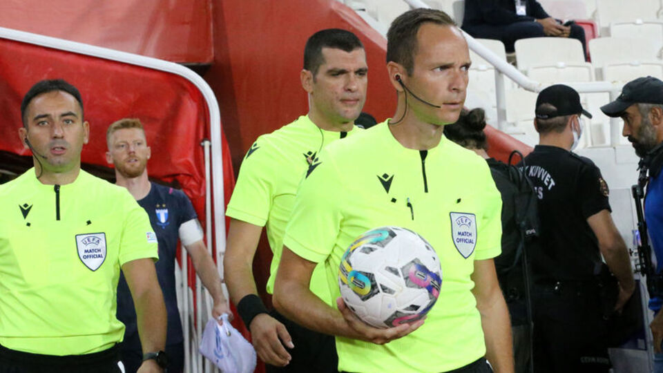 Fenerbahçe-Nice maçına Sırp hakem!