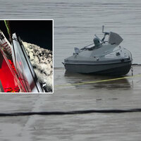 'Kamikaze' deniz aracı bulup limana getirdiler!