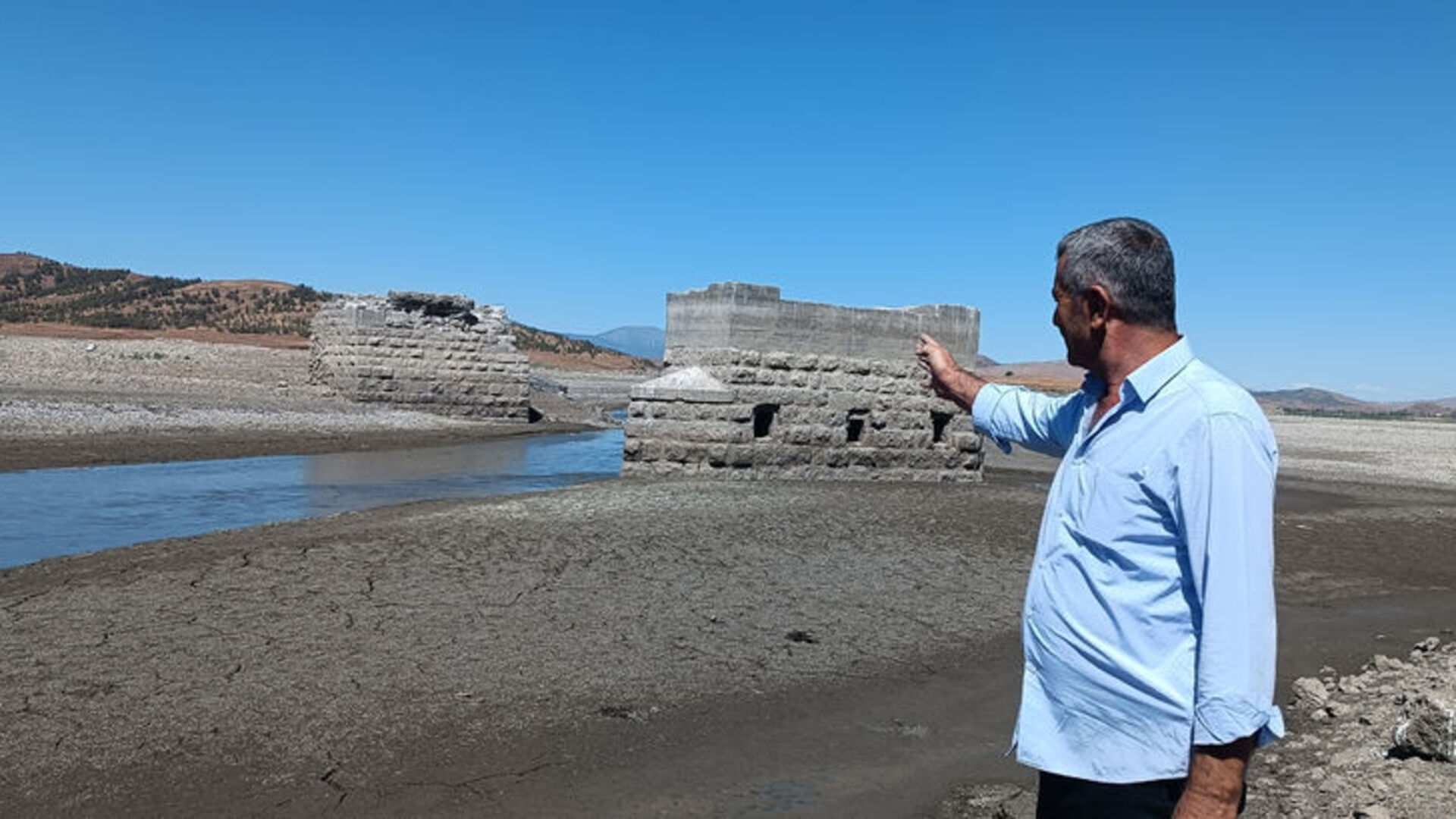 Tahtaköprü Barajı'nda sular çekildi; Hicaz Demir Y…