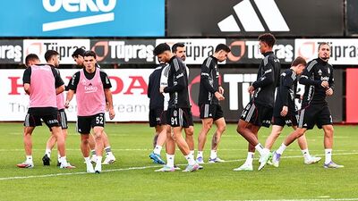 Beşiktaş derbi mesaisine başladı!