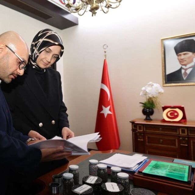 Afyonkarahisar'da "plastik atıktan asfalt"