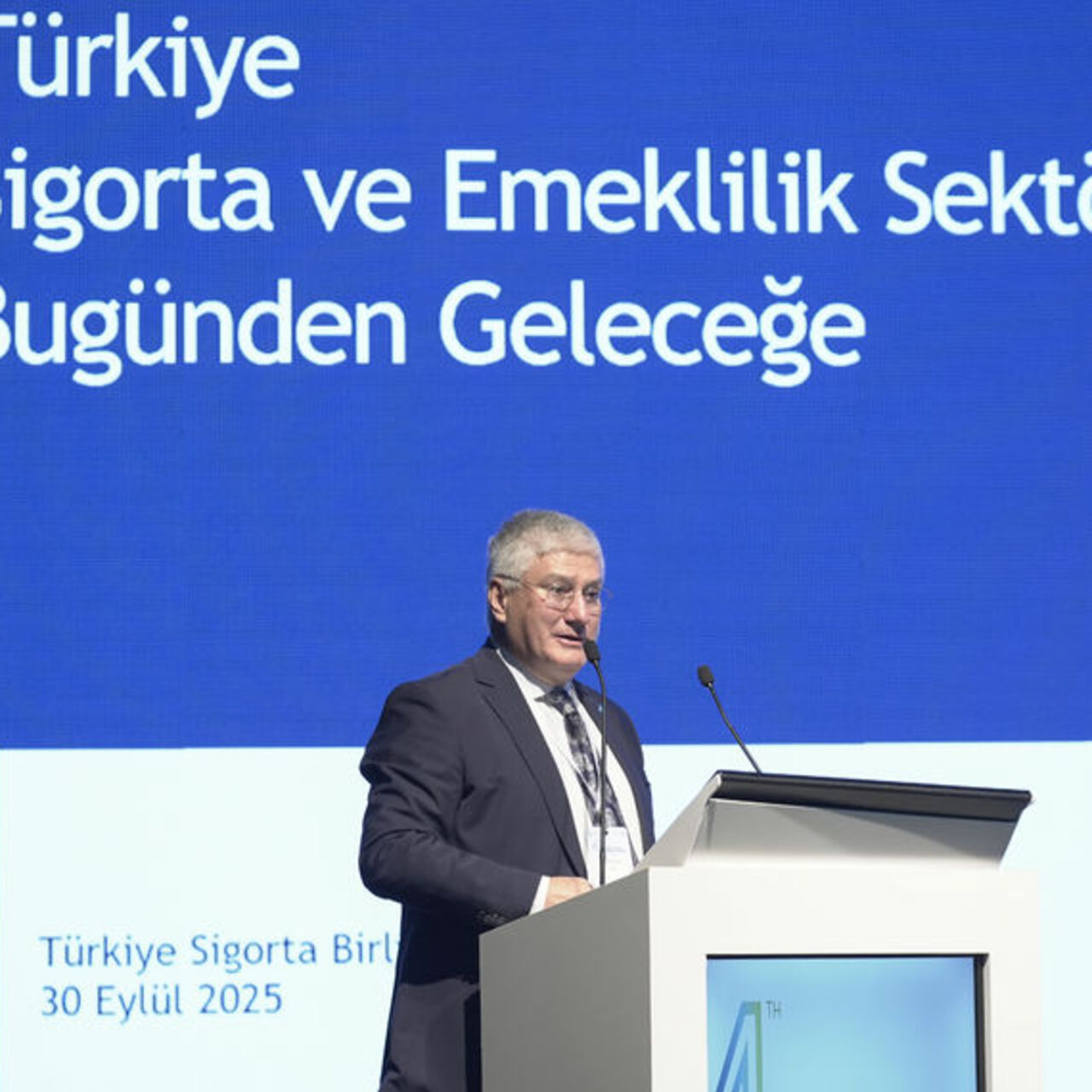 Dijitalleşme bir zorunluluk