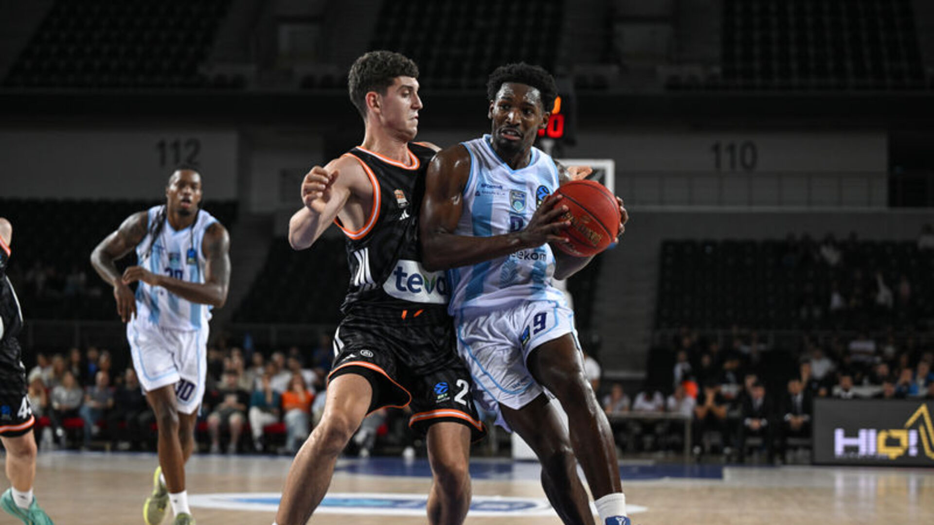 Türk Telekom, Ratiopharm Ulm'ü Farklı Geçti: 96-93'lük Heyecan Dolu Basketbol Maçı!