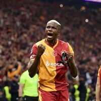 Aslan, Liverpool'a diz çöktürdü!