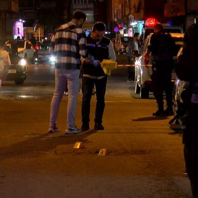 Bağcılar’da otomobile silahlı saldırı