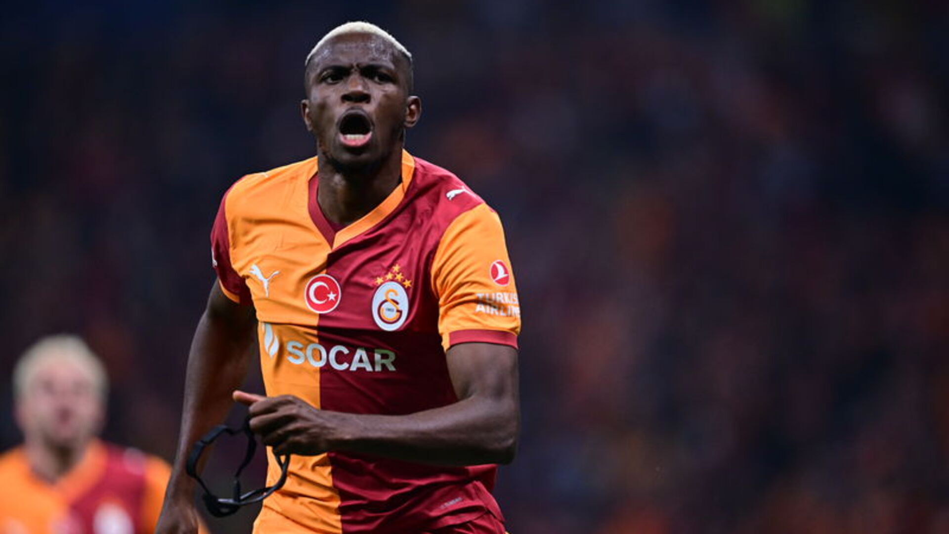Osimhen'den Liverpool'a Tarihi Gol: Napoli'ye Unutulmaz Zafer!