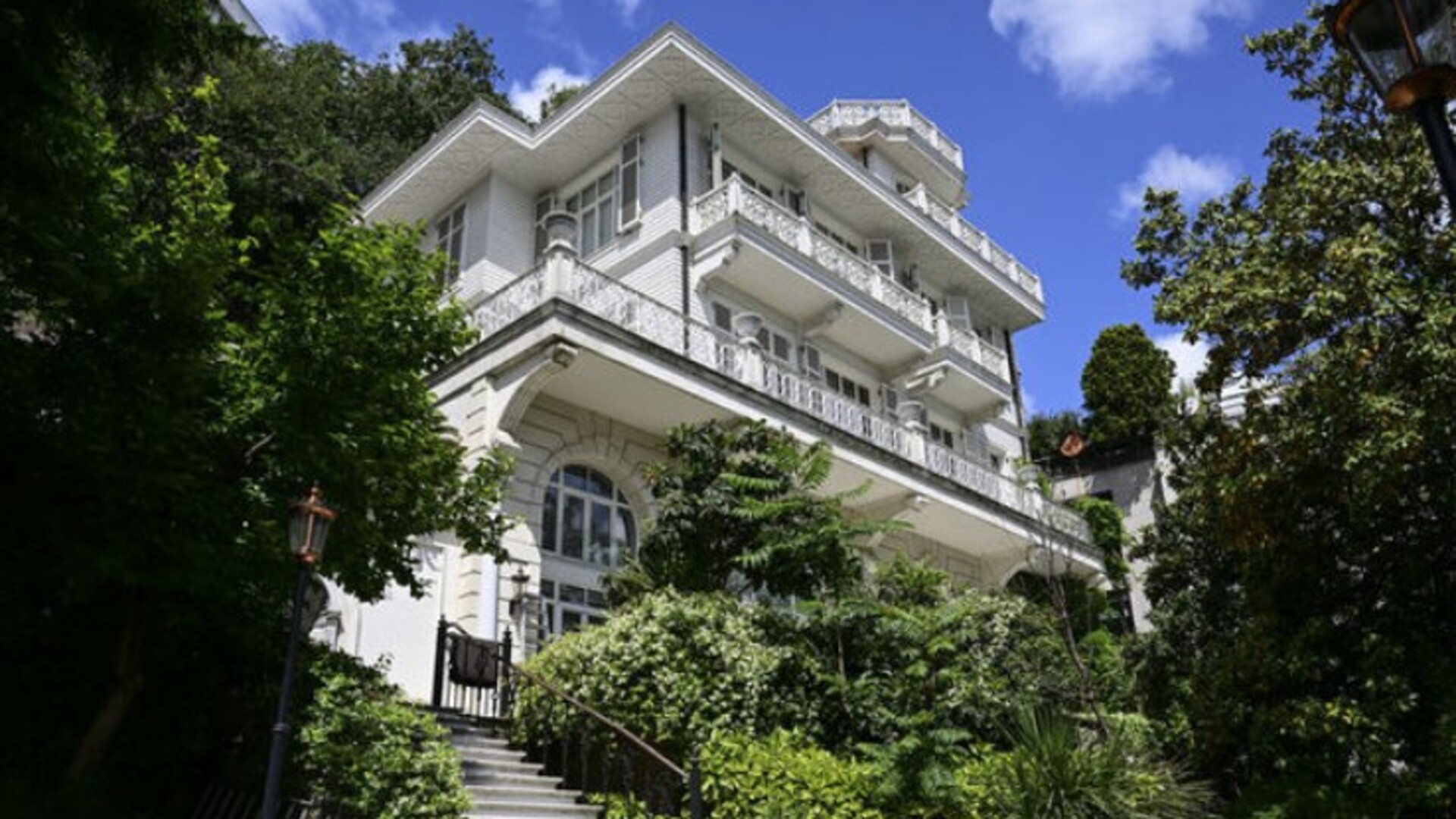 Boğazın en pahalılarından! Koza-İpek Holding'e ait köşk satıldı - İş-Yaşam Haberleri