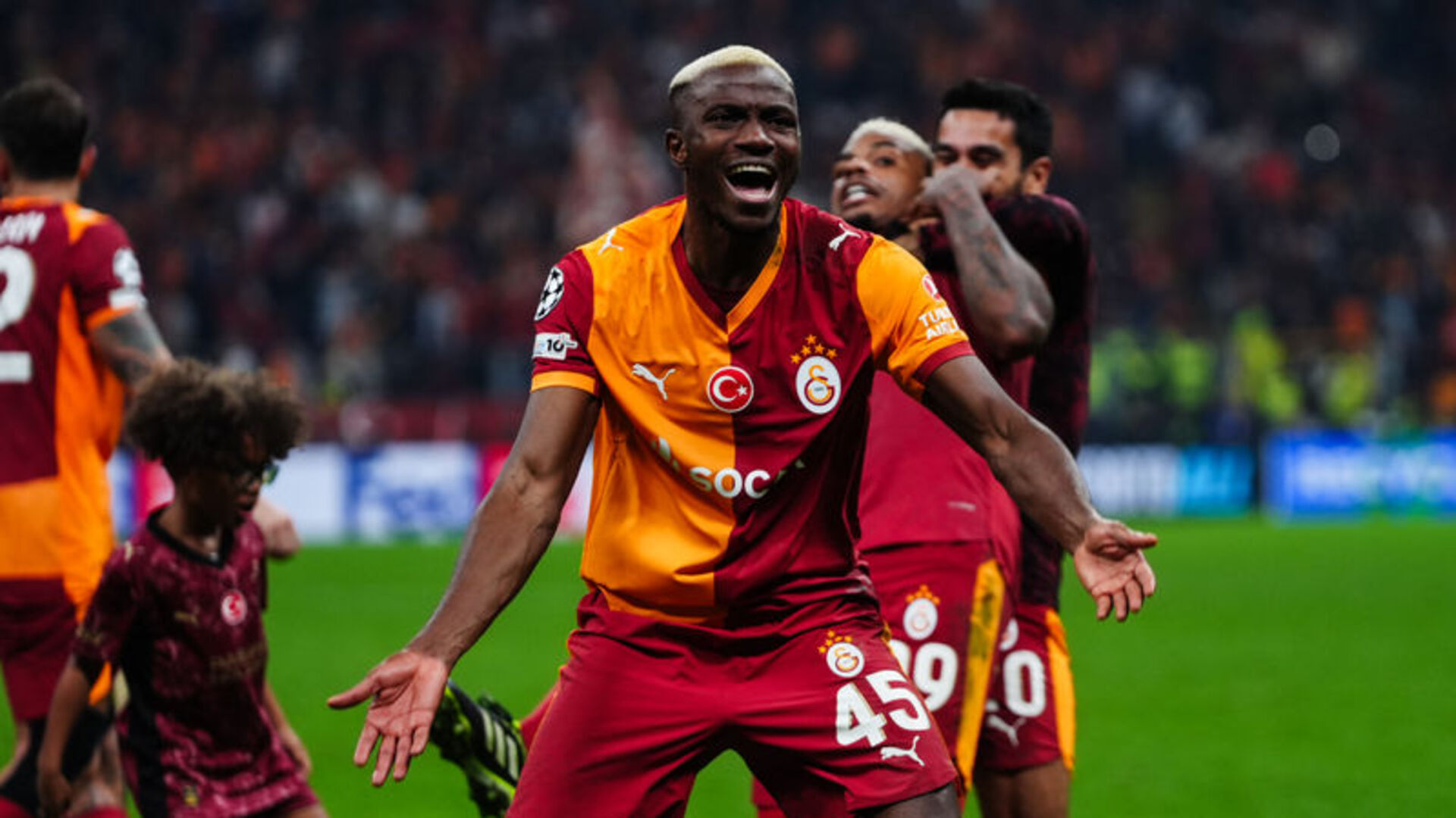 Galatasaray Avrupa'da Fırtına Gibi Esti! Molde'yi Devirip Tarih Yazdı