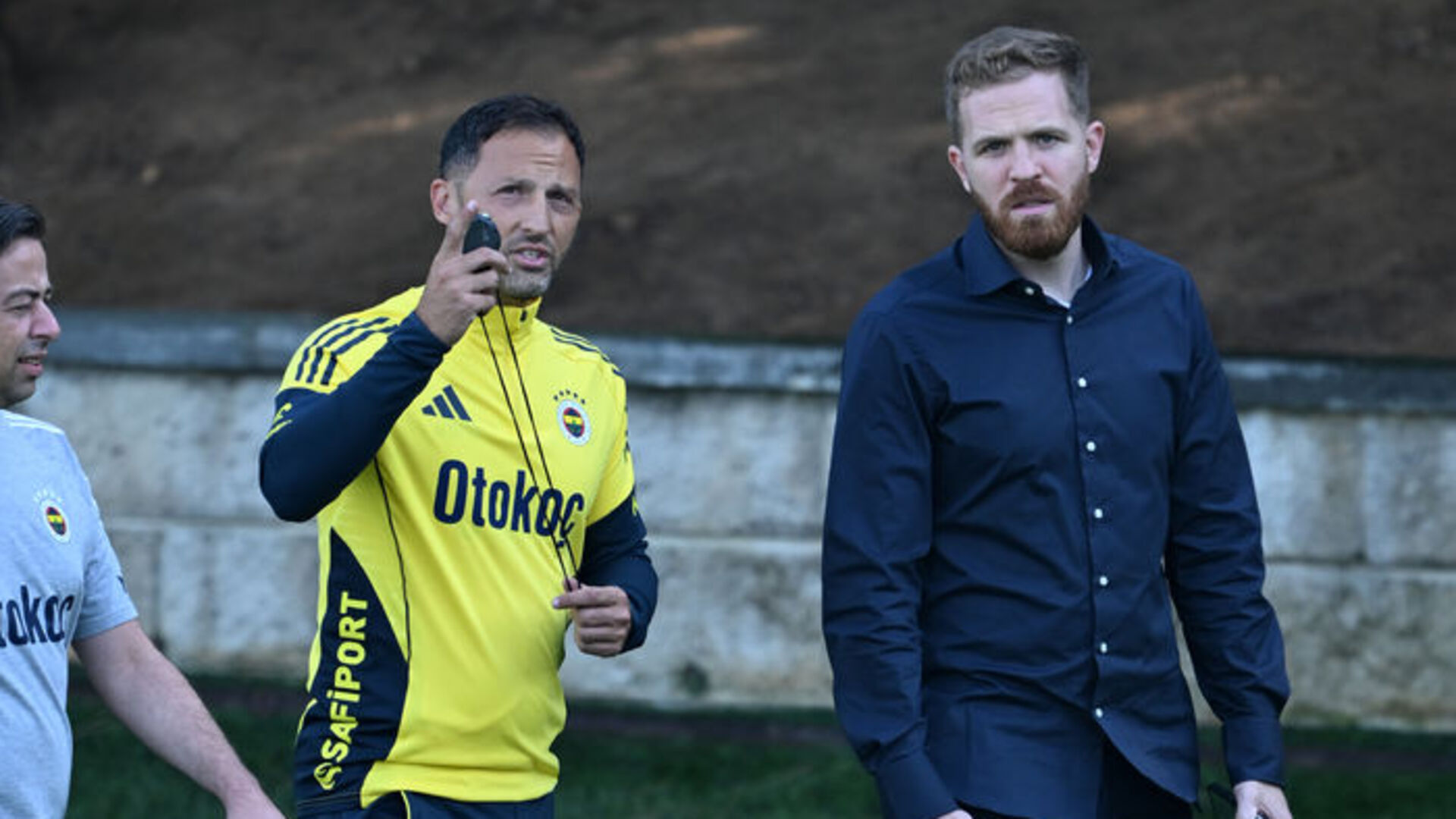 Fenerbahçe'de Bomba Karar! Tedesco ve Ozek İle Yola Devam