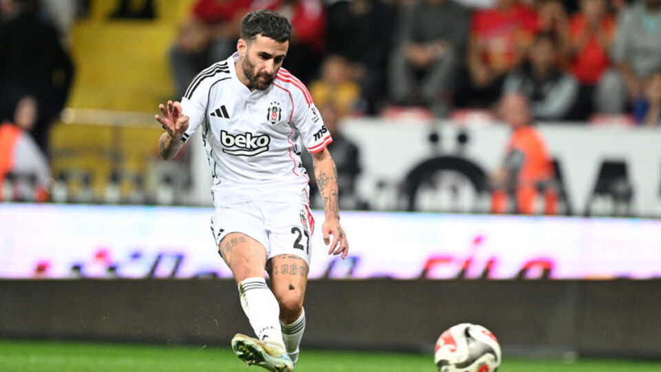 Hücumun her alanında zirvede