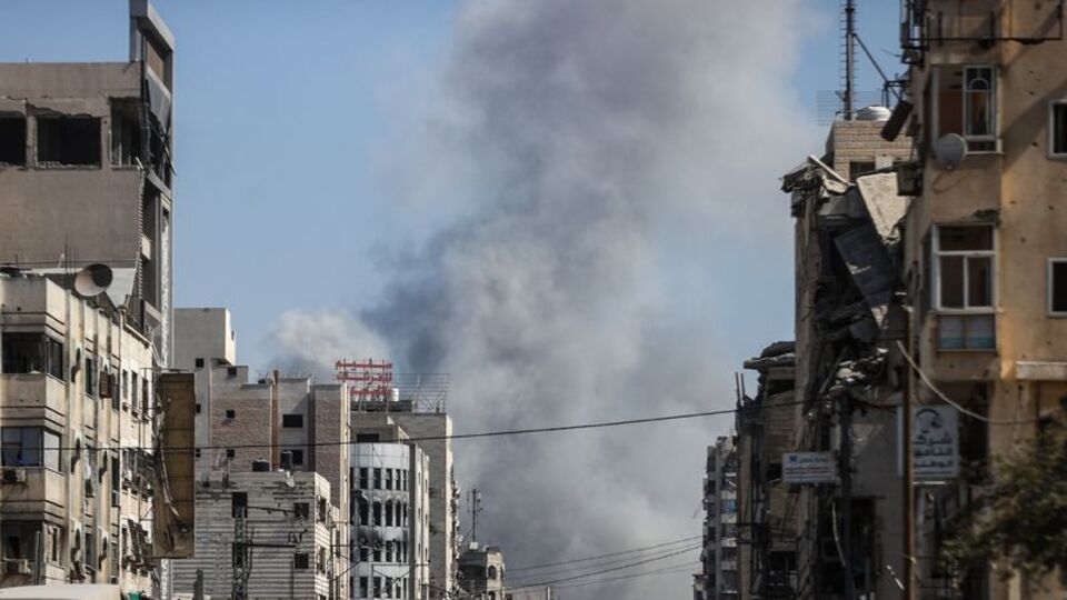 Almanya İsrail'e silah satmayı sürdürüyor