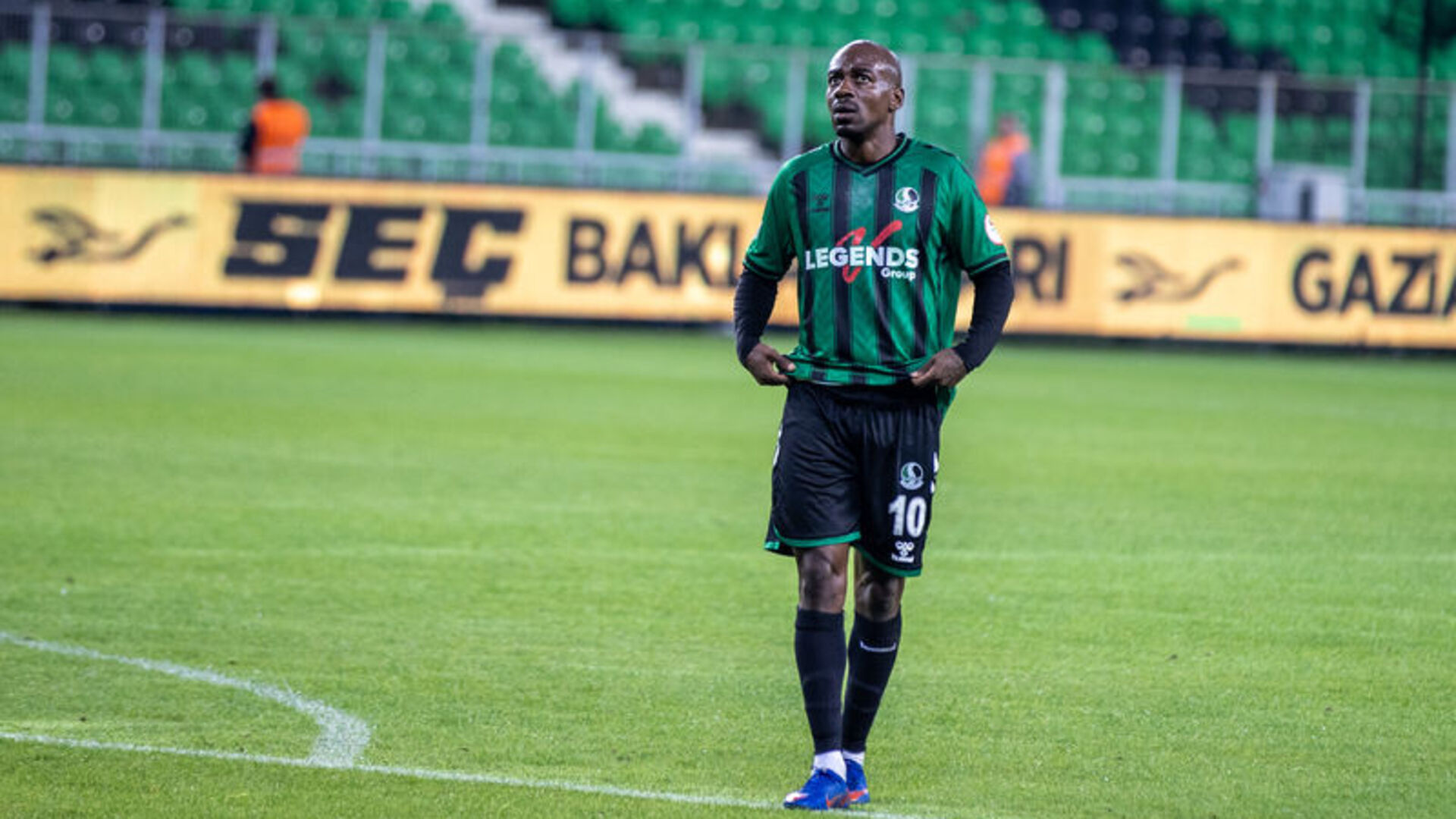 Demirspor'un Yabancı Oyunu: Sivasspor'a PFDK Şoku!