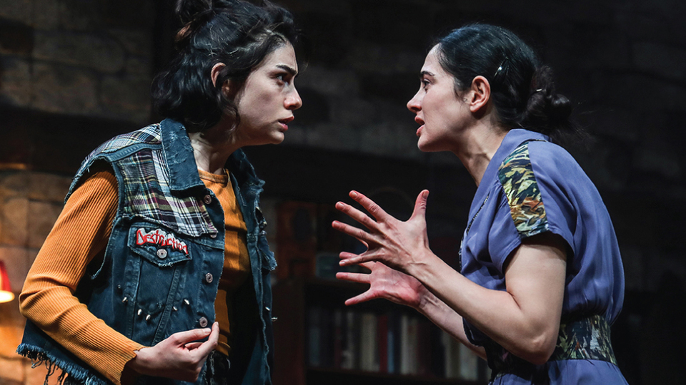 Timsah Ateşi son kez seyirciyle buluşuyor